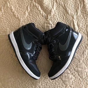 Nike Sky Hi